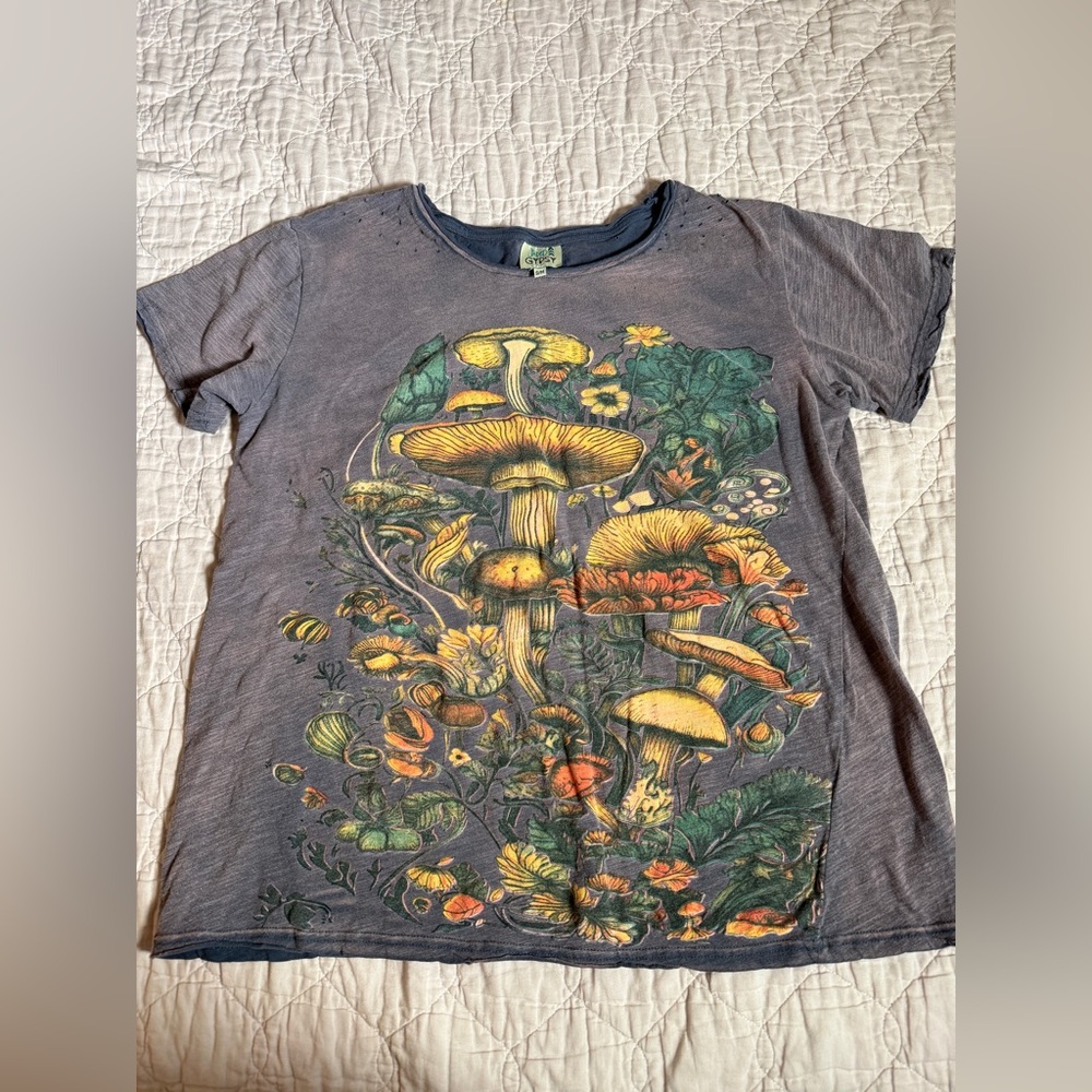 Jaded Gypsy Mushroom Print Tee T Shirt Top Boho Grunge Shroom Trippy Distressed